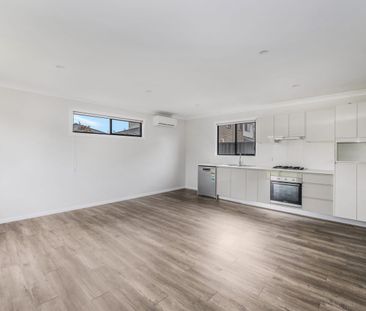 Two Bedroom Granny Flat! - Photo 3