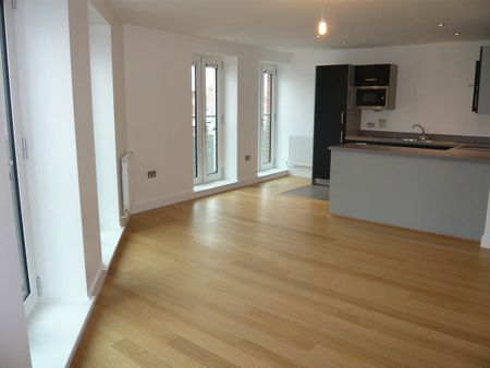 Fabulous one bedroom apartment in the Parkway development in the heart of the town centre with the benefit of secure underground allocated parking. - Photo 2