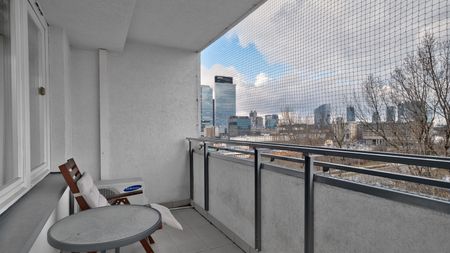 Przestronny apartament typu garsoniera Pl. Zawiszy - Photo 4