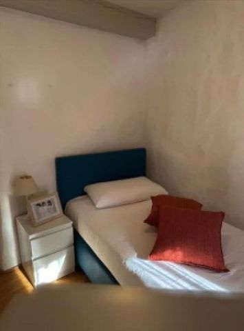 Sehr schönes 5,5-Zimmer-Wohnung möbliert im Stadtzentrum - Photo 4