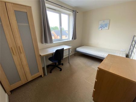 4 bedroom terraced house to rent - Photo 5