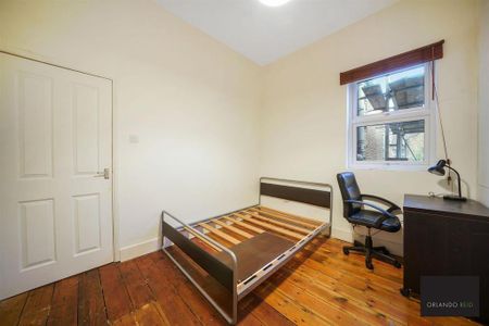 3 bedroom apartment to rent - Photo 5