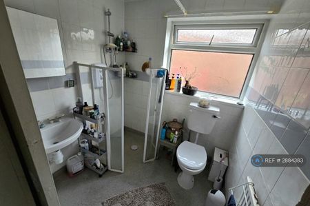 2 bedroom bungalow to rent - Photo 5