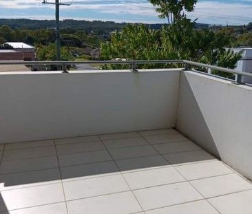 Unfurnished 2 Bed Apartment for Rent - Photo 4