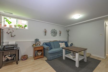 For Lease - 111 Lincoln Place, London South, Ontario - Photo 4