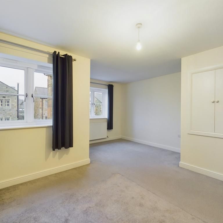 2 bedroom semi-detached house to rent - Photo 1