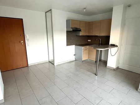 Location Appartement 1 pièce 22m² - Photo 3