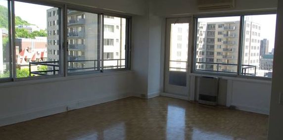 Apartment on 11th floor available in October! (#1106) - Photo 2