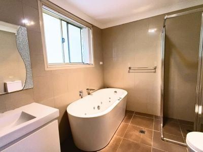 Prime Location with Extra Space - Photo 5