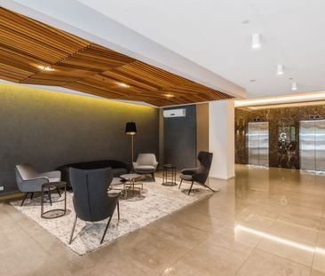 Modern City Living at the LINQ - Photo 3