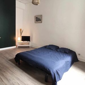 Location Appartement 1 pièce 24m² - Photo 2