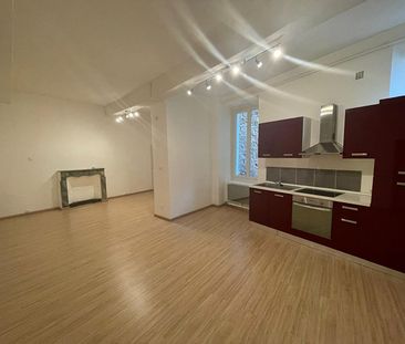 Location Appartement 2 pièces 53m² - Photo 3