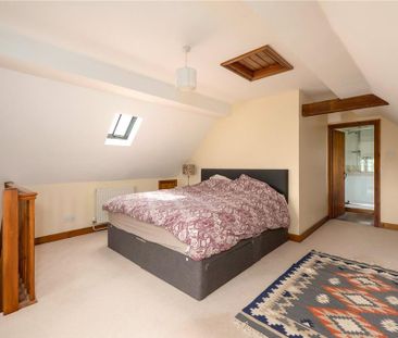 3 bedroom semi-detached house to rent - Photo 5