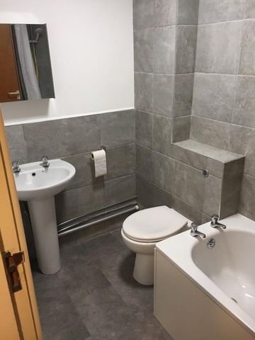 The Open, City Centre - Photo 5