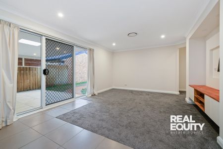 11 Timbara Court, Wattle Grove NSW 2173 - House For Rent | Domain - Photo 2
