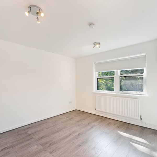 1 bedroom apartment - Photo 1