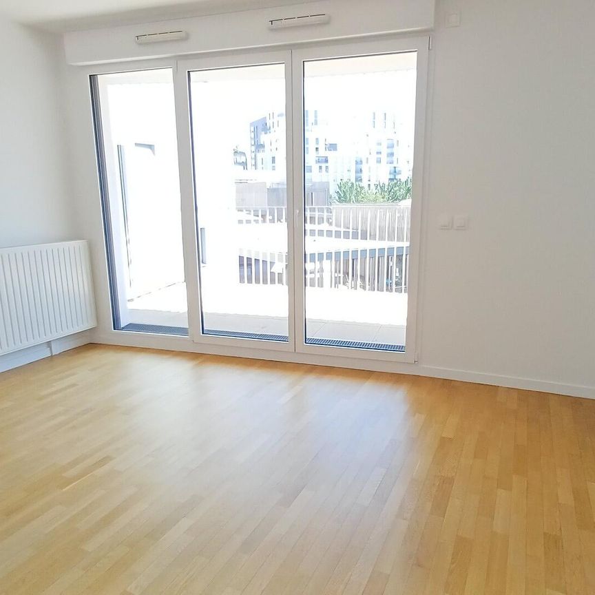location Appartement T1 DE 30.8m² À MASSY - Photo 1