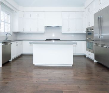 For Lease - 75 Merlin Street, Oakville, Ontario - Photo 4