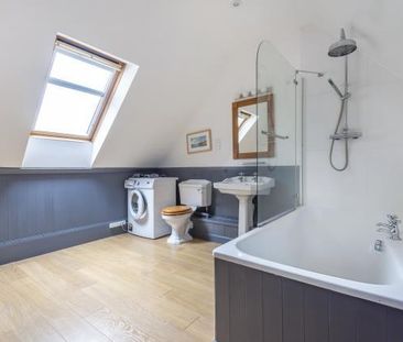 2 bedroom semi-detached house to rent - Photo 6