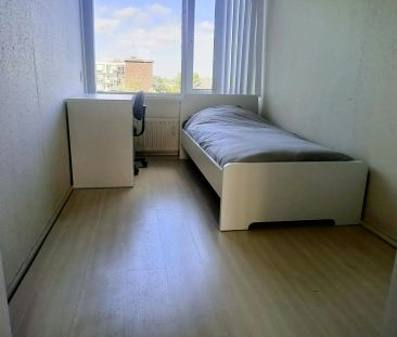 Chambre meublée Slotlaan, Capelle aan den IJssel - À louer - Photo 2