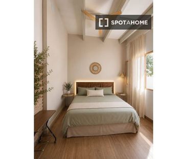2 room luxury Apartment for rent in Valencia, Spain - Photo 1