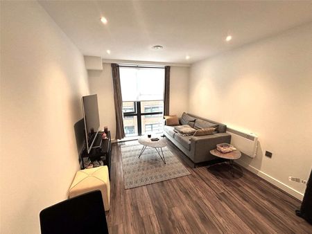 A one bedroom apartment situated on the 2nd floor of Camden House in St George's Urban Village development in the heart of the Jewellery Quarter. - Photo 4