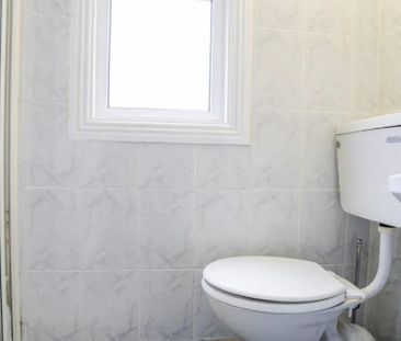 Royal Canal Terrace, Dublin - Photo 2