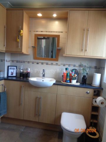 Price £1,550 pcm - Available Now - Unfurnished - Photo 4