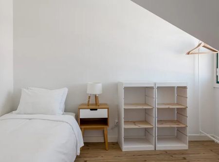 Rua dos Anjos, Lisbon, Lisbon 1150-034 - Photo 2