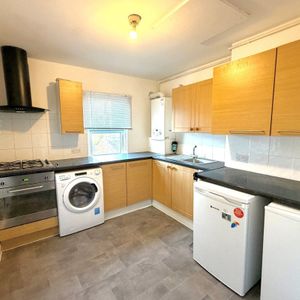 Bath Street, ABINGDON - Photo 2