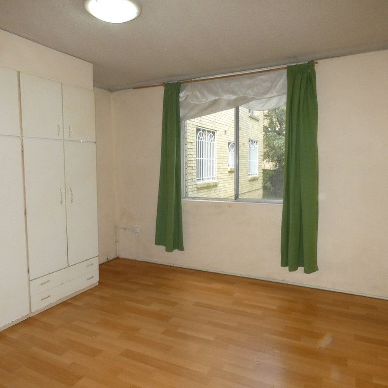 2 Bedroom Unit in a Great Lifestyle Location - Photo 1