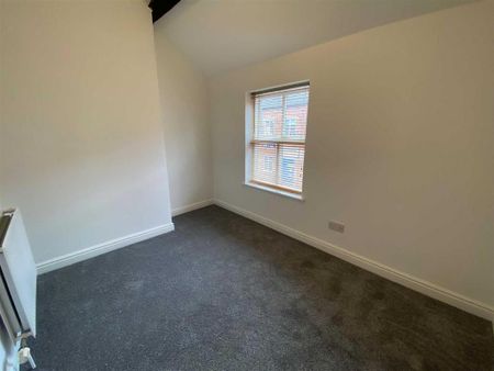 3 bedroom end of terrace house to rent - Photo 4