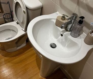 Room in a Shared House, Carisbrooke Road, B17 - Photo 4