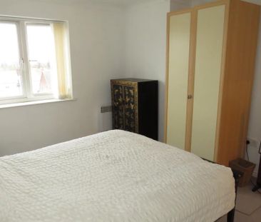Taverners Way, HODDESDON - Photo 4