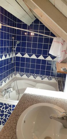 Location Appartement 34m² REMIREMONT 88200 - Photo 2