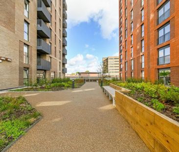 2 bedroom flat to rent - Photo 5