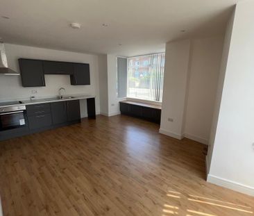 2 bedroom end of terrace house to rent - Photo 1