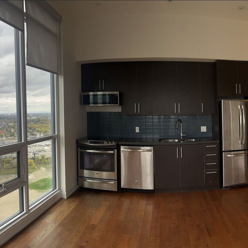 For Lease - 2212 Lake Shore Blvd W Boulevard Unit# PH05, Toronto, Ontario - Photo 1