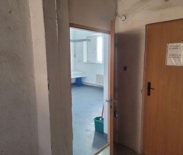 Inchiriez apartament 2 camere + 2 bai pentru muncitori, - Photo 3
