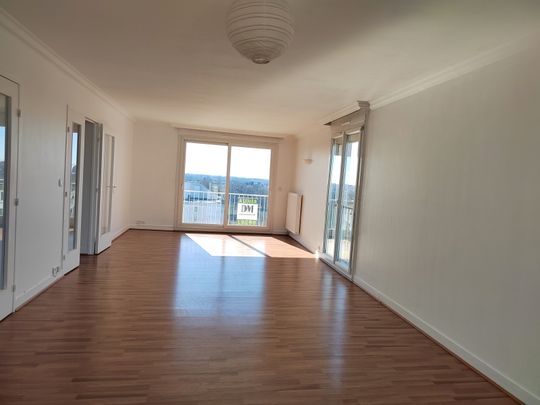 Location Appartement 4 pièces 81m² ORLEANS 45000 - Photo 1