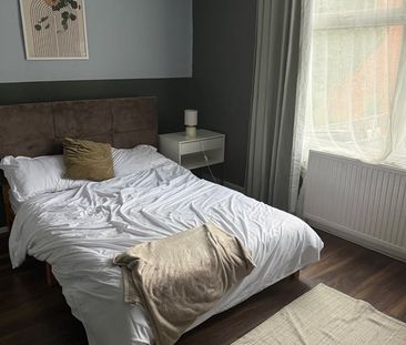 3 Bed Terraced House, Gloucester Road, CR0 - Photo 4