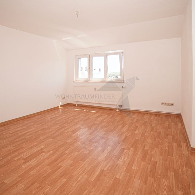 Kompakte 4-Zimmer-DG-Wohnung in C-Ebersdorf direkt im Grünen - Foto 1