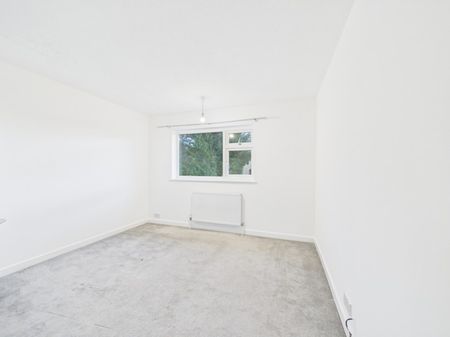 Hales Close, Cheltenham, Gloucestershire, GL52 - Photo 2