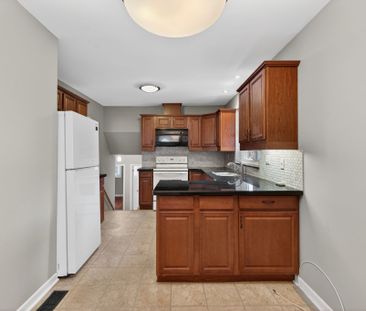 For Lease - 80 Guernsey Drive, Toronto, Ontario - Photo 4