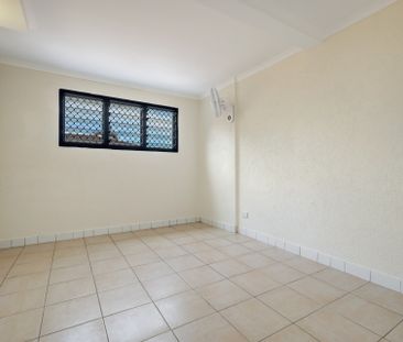 57 Mueller Road, - Photo 6