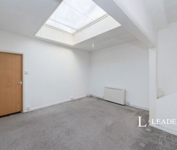 2 bedroom flat to rent London Road, Portsmouth PO2 - Photo 6