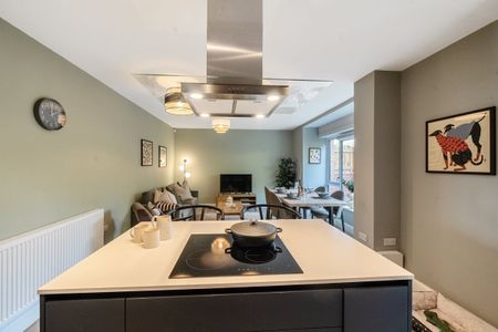 4 bedroom town house to rent - Photo 2