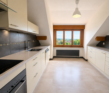 Charmant 4 pièces en duplex avec vue sur les Alpes - Photo 2