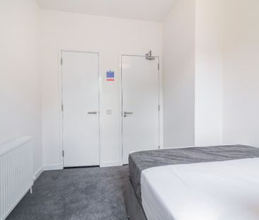 3 bedroom apartment to rent - Photo 5