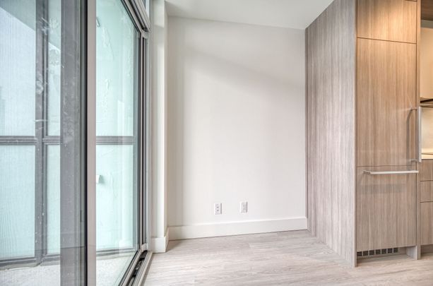 For Lease - 6 Greenbriar Road Unit# 508, Toronto, Ontario - Photo 1